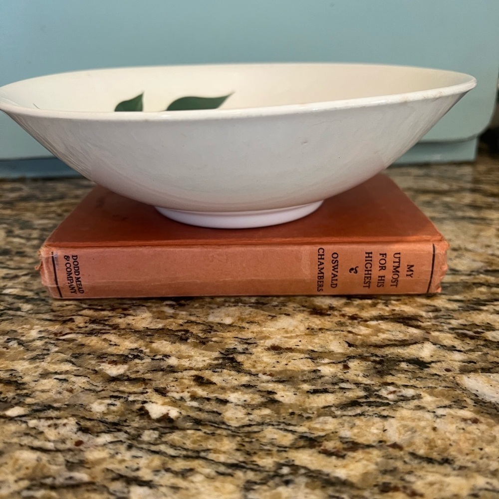 Blue Ridge Southern Potteries Serving Bowl 9" Diameter pink floral vintage - Picture 2 of 4